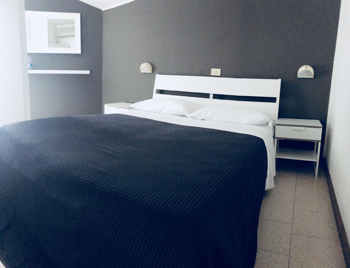 קרביה Hotel Aplo - Breakfast Experience מראה חיצוני תמונה