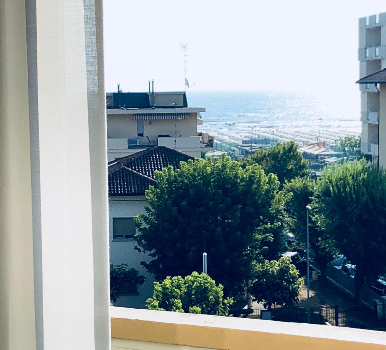 קרביה Hotel Aplo - Breakfast Experience מראה חיצוני תמונה