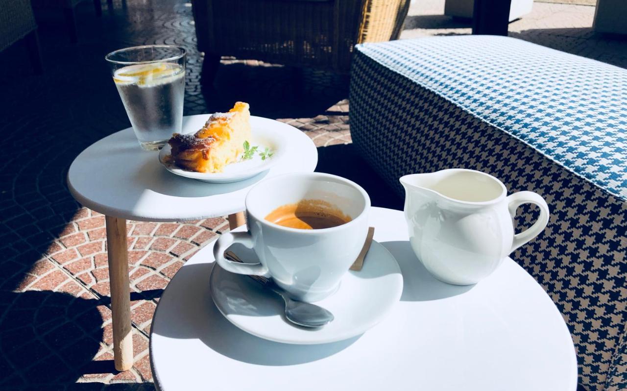 קרביה Hotel Aplo - Breakfast Experience מראה חיצוני תמונה